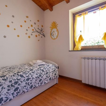 Happy Guest Apartments - Lake & Green Oasis Riva di Solto Exterior foto